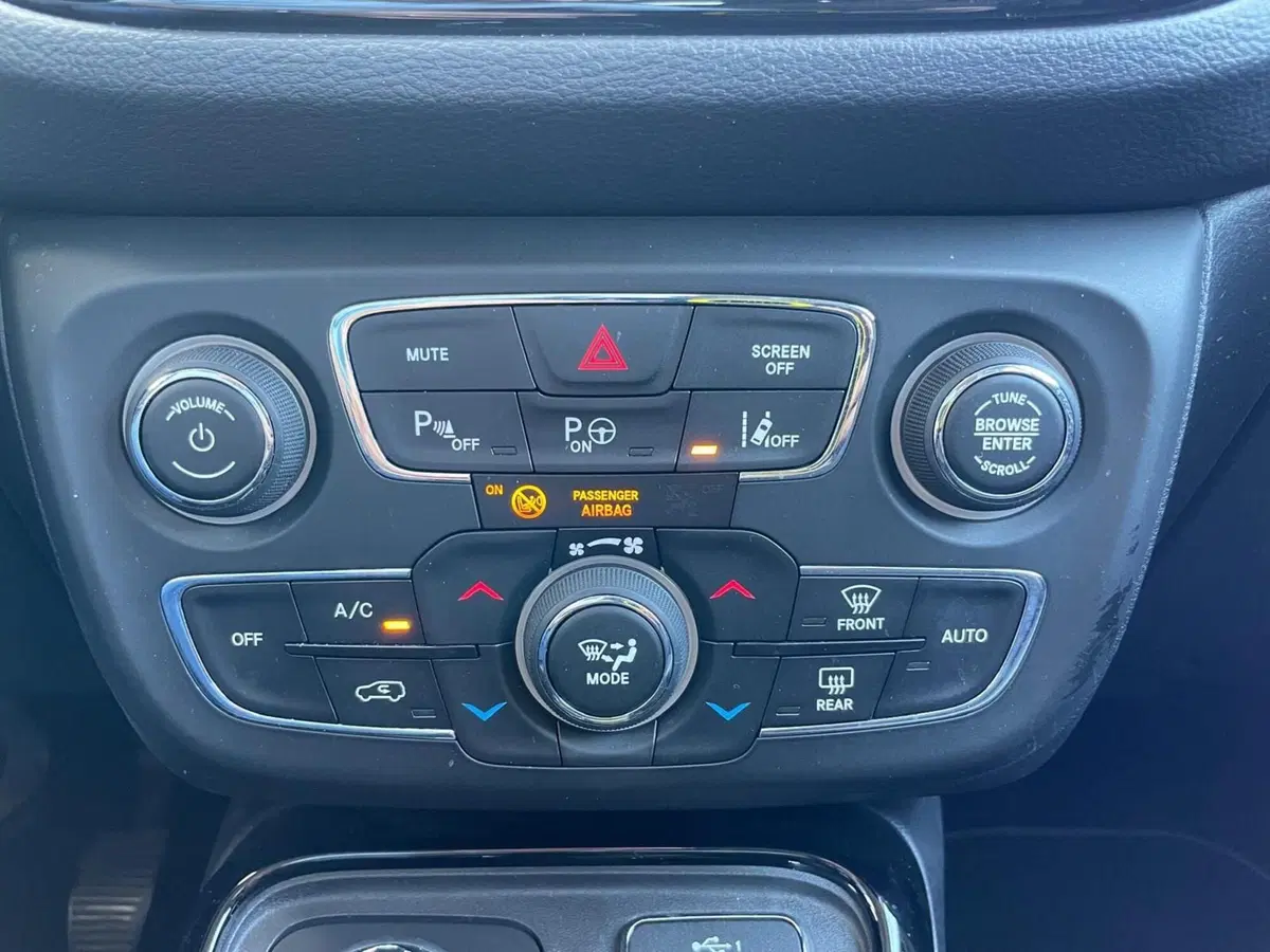 Jeep Compass usata a Ancona (13)