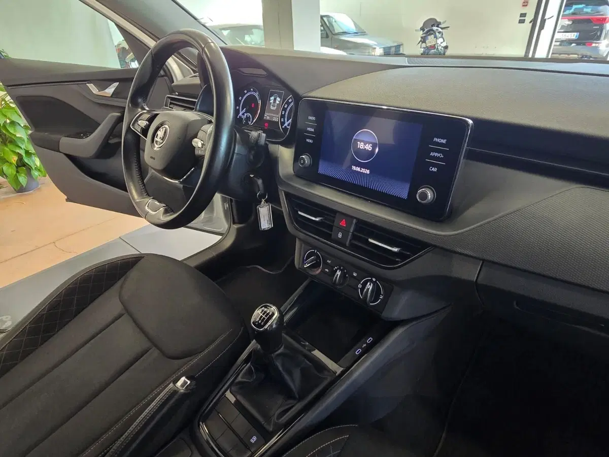 Skoda Kamiq usata a Rimini (10)