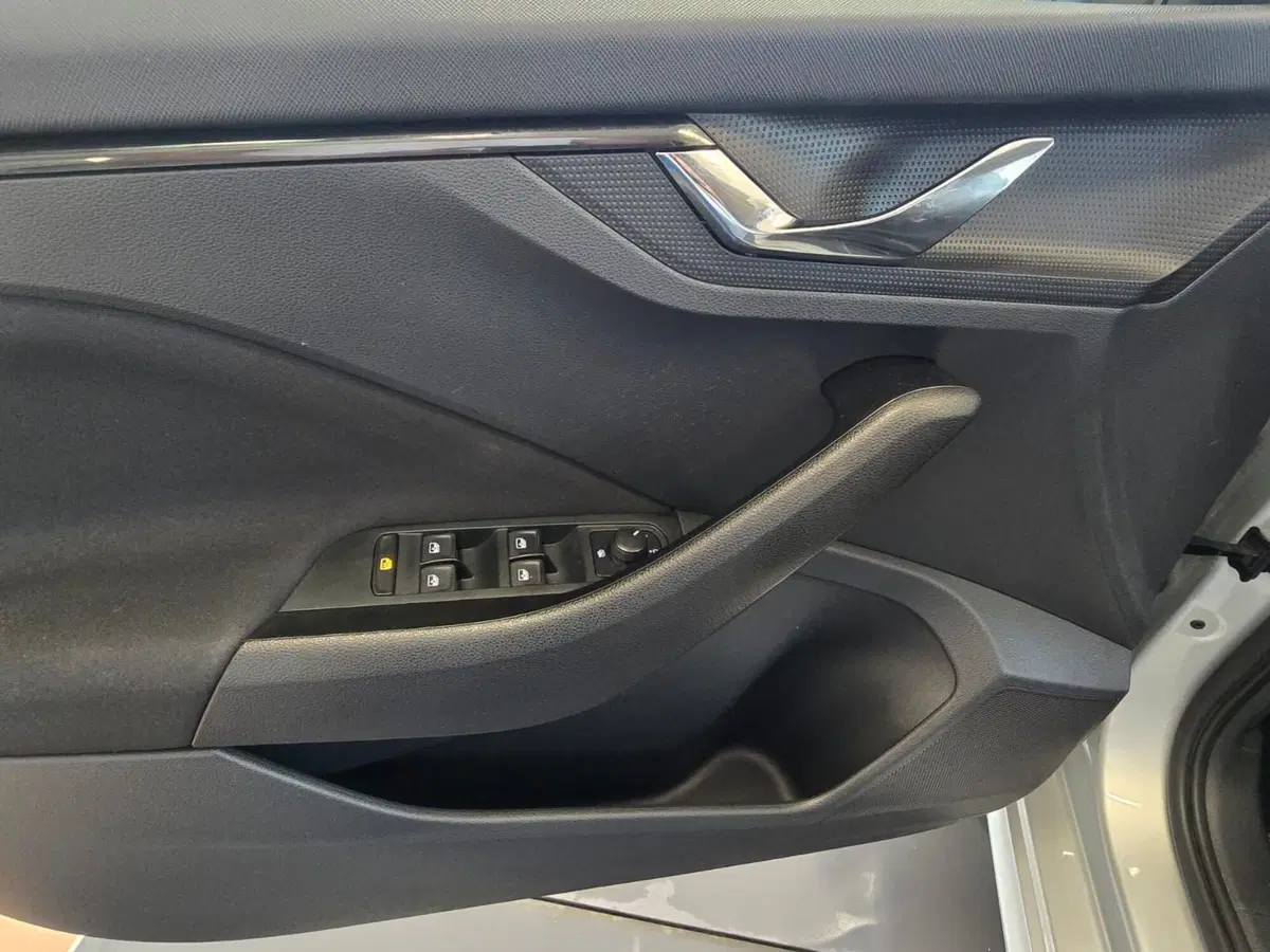 Skoda Kamiq usata a Rimini (17)