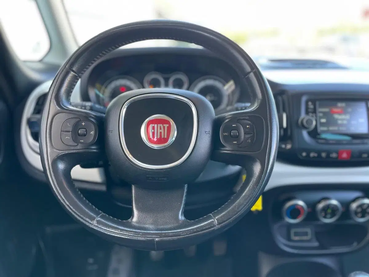 Fiat 500L usata a Ancona (11)