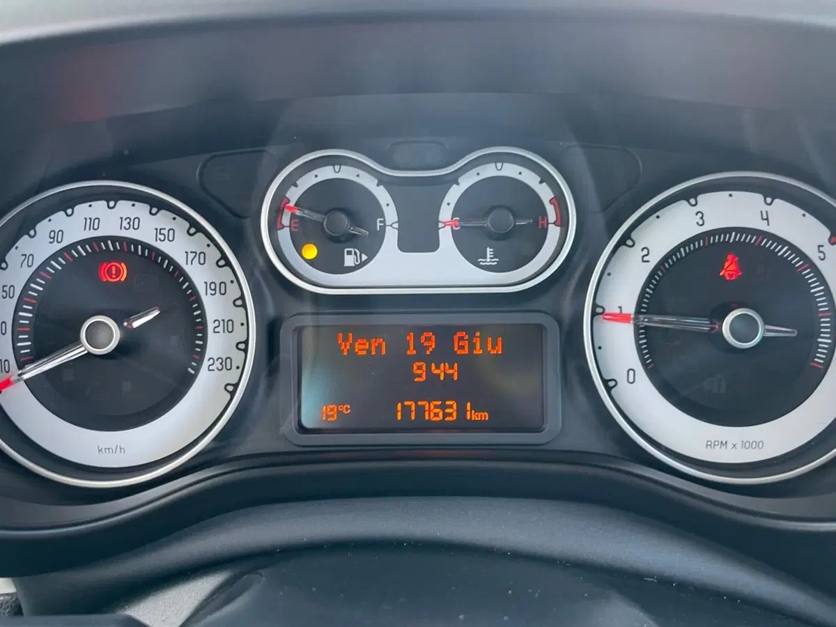 Fiat 500L usata a Ancona (12)