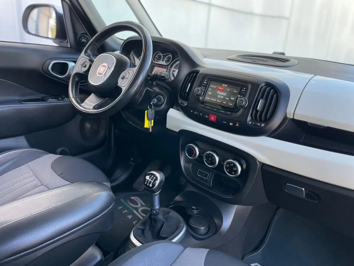 Fiat 500L usata a Ancona (15)