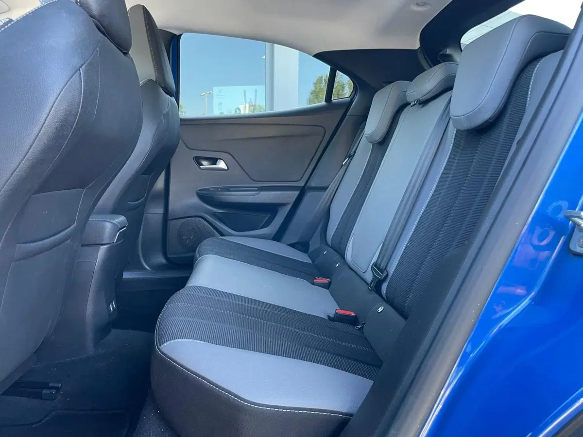 Opel Mokka usata a Ancona (16)