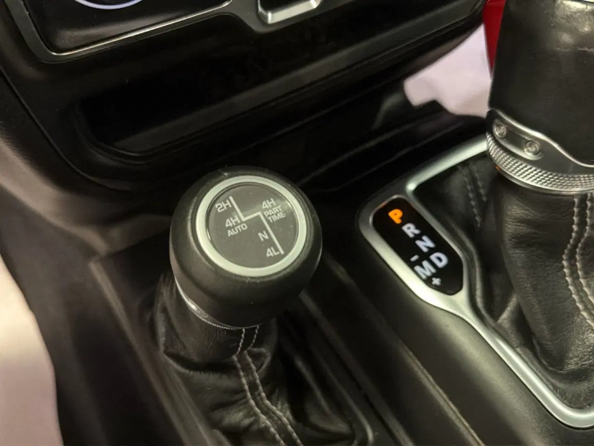 Jeep Wrangler Unlimited usata a Palermo (17)