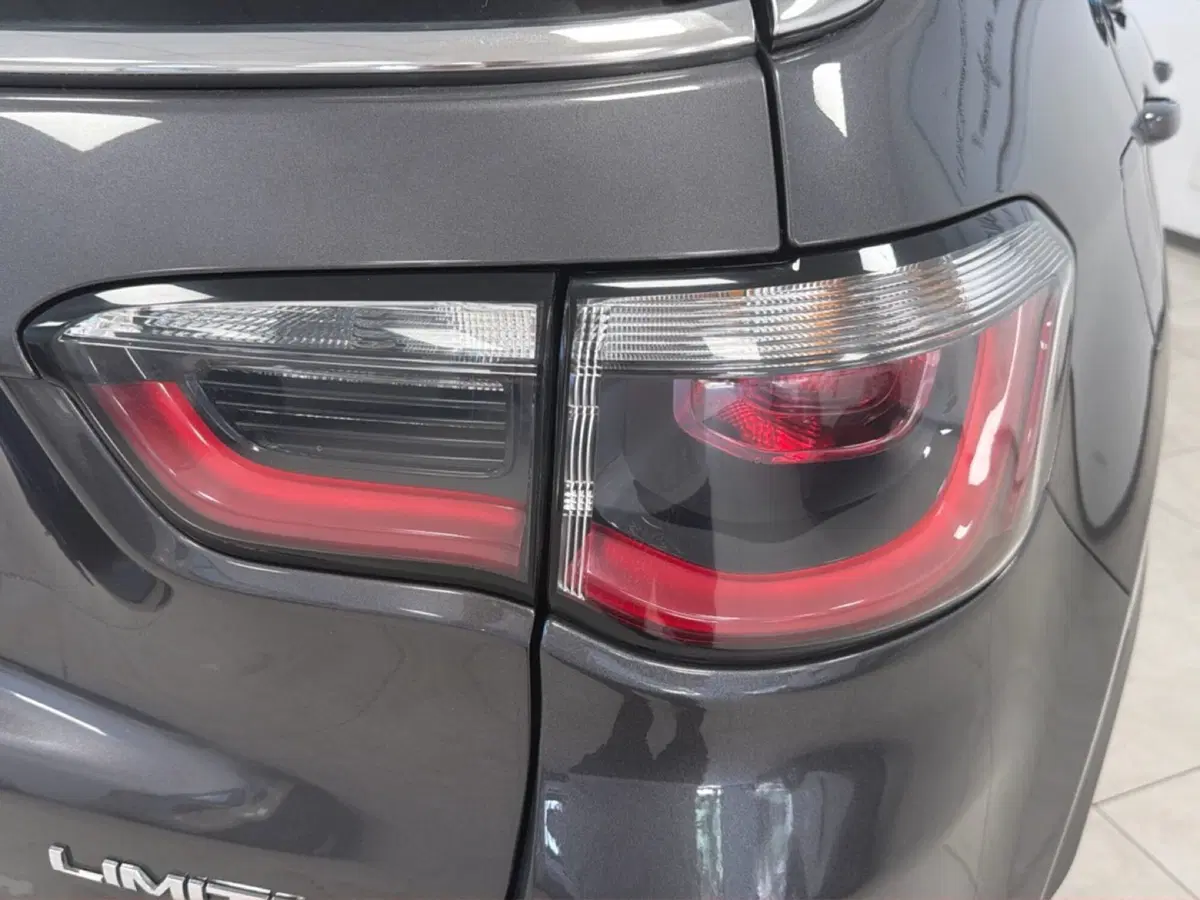 Jeep Compass usata a Palermo (18)