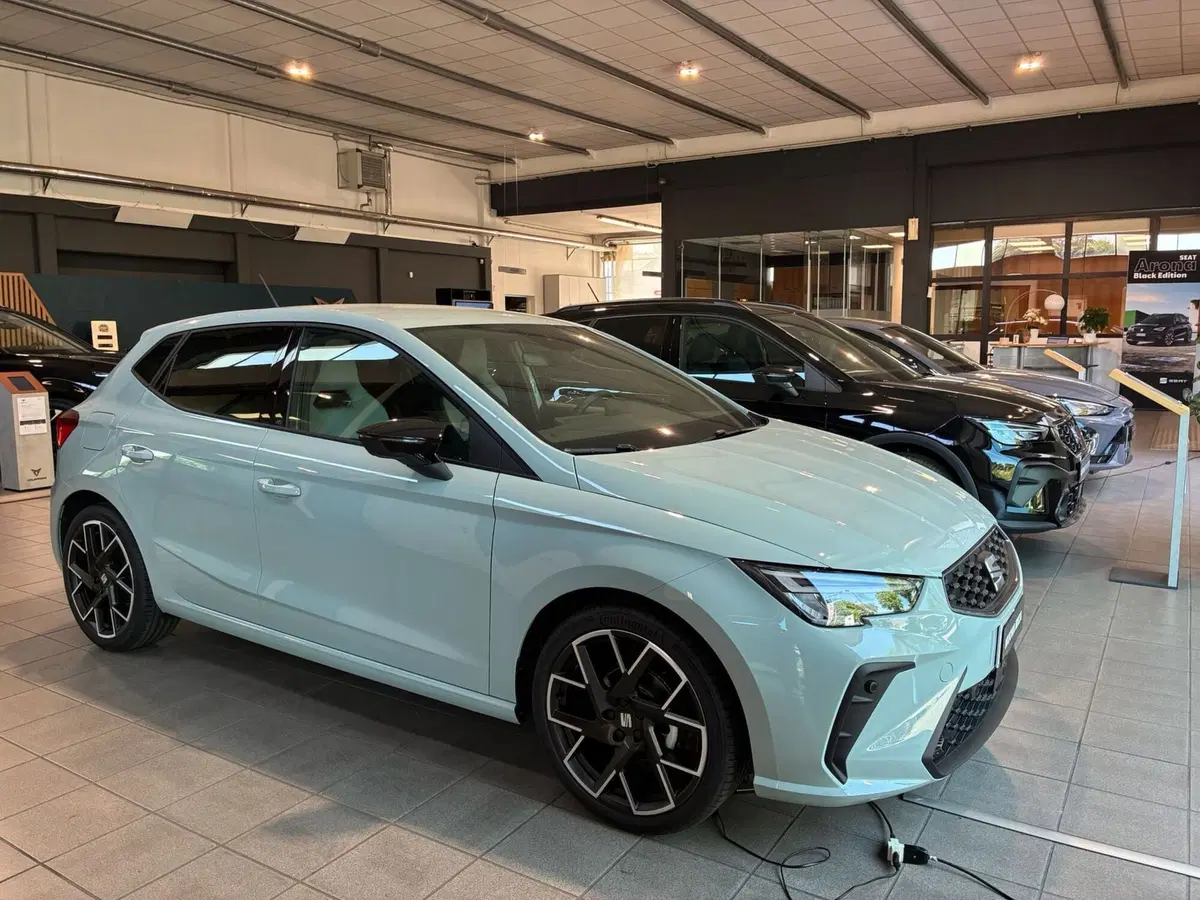 SEAT Ibiza nuova a Monza e Brianza (2)