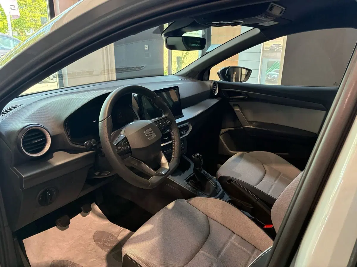 SEAT Ibiza nuova a Monza e Brianza (6)