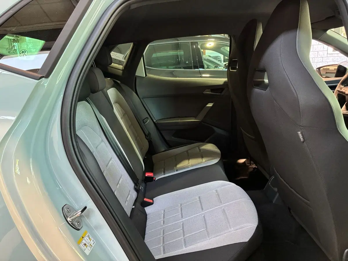 SEAT Ibiza nuova a Monza e Brianza (8)