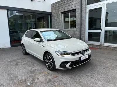 Volkswagen Polo 1.0 tsi R-Line 95cv del 2022 usata a Barlassina