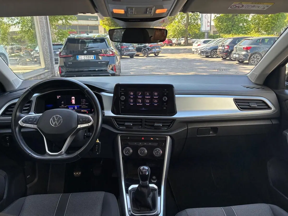 Volkswagen T-Roc usata a Monza e Brianza (6)