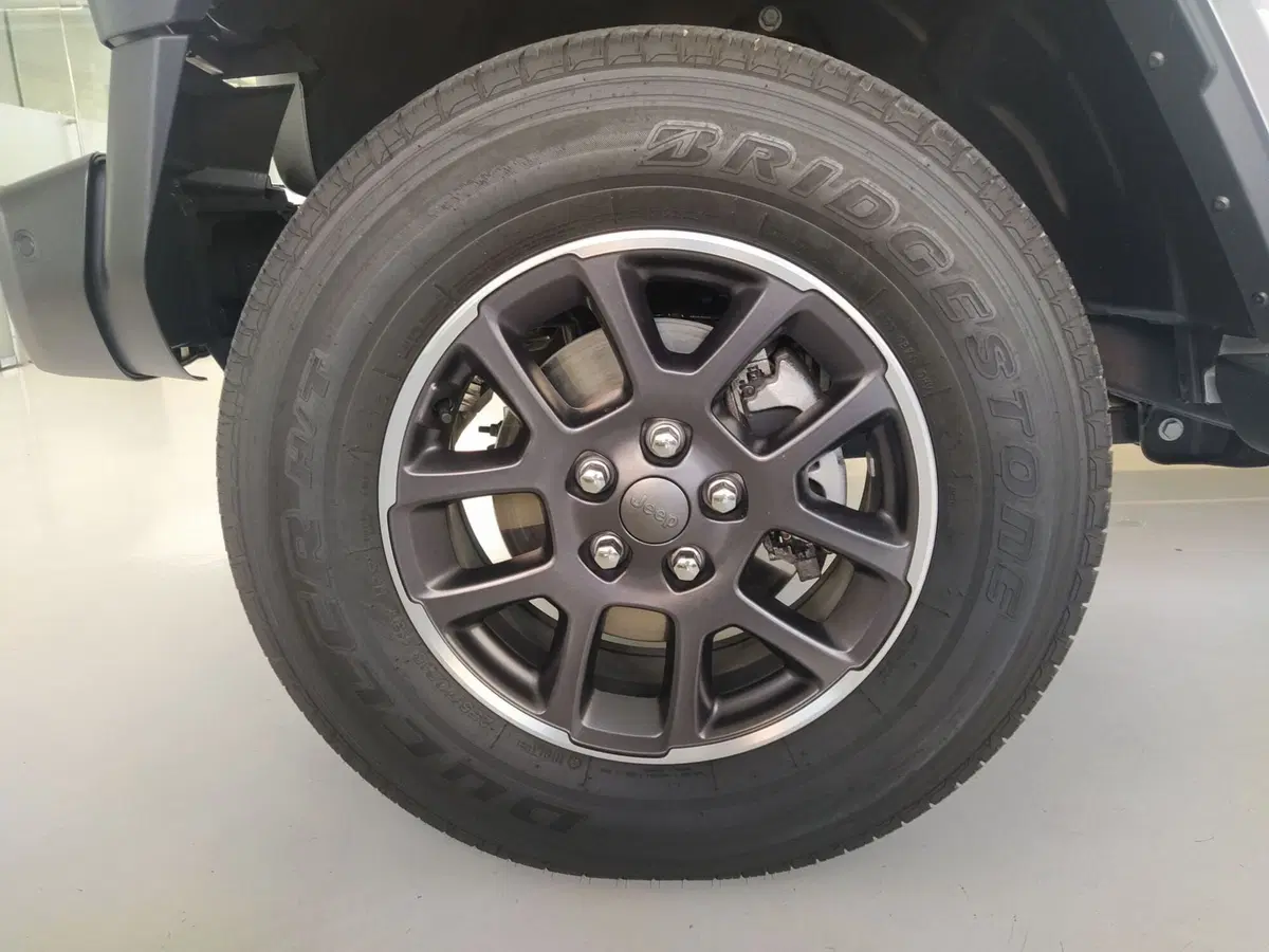 Jeep Gladiator usata a Monza e Brianza (9)