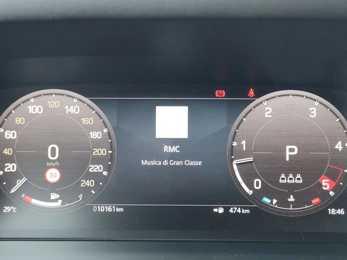 Land Rover Defender usata a Lecco (10)