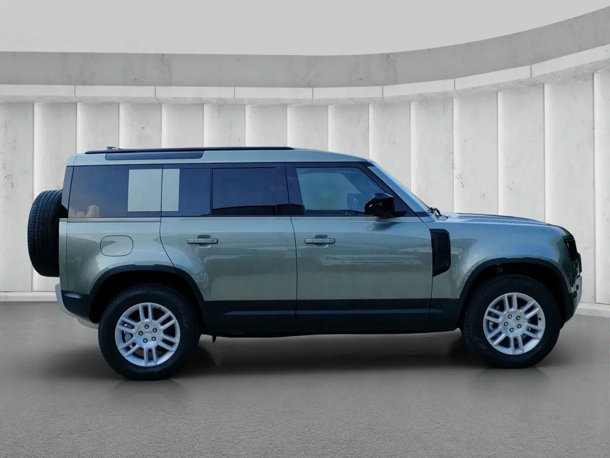 Land Rover Defender usata a Lecco (6)