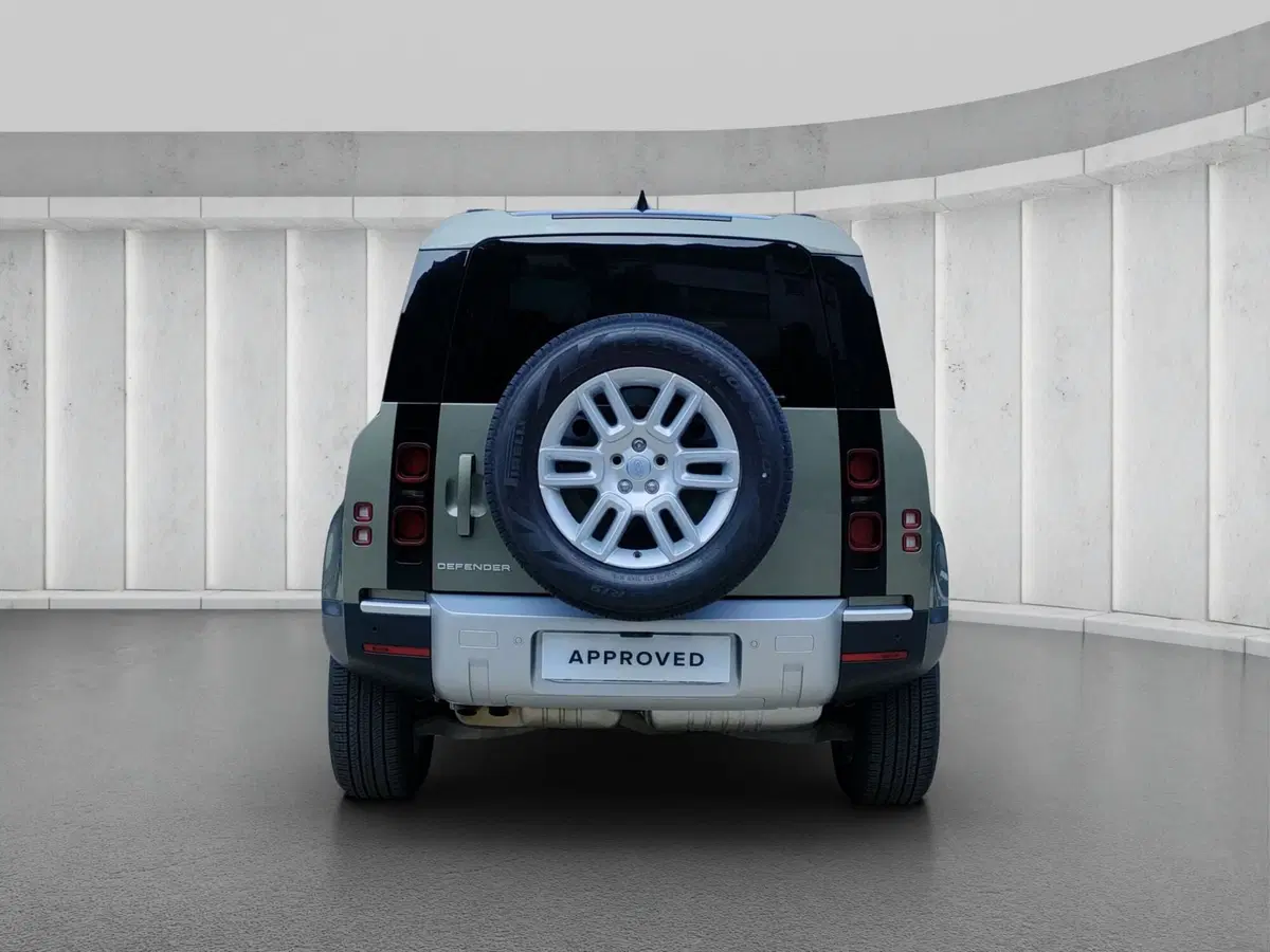 Land Rover Defender usata a Lecco (7)