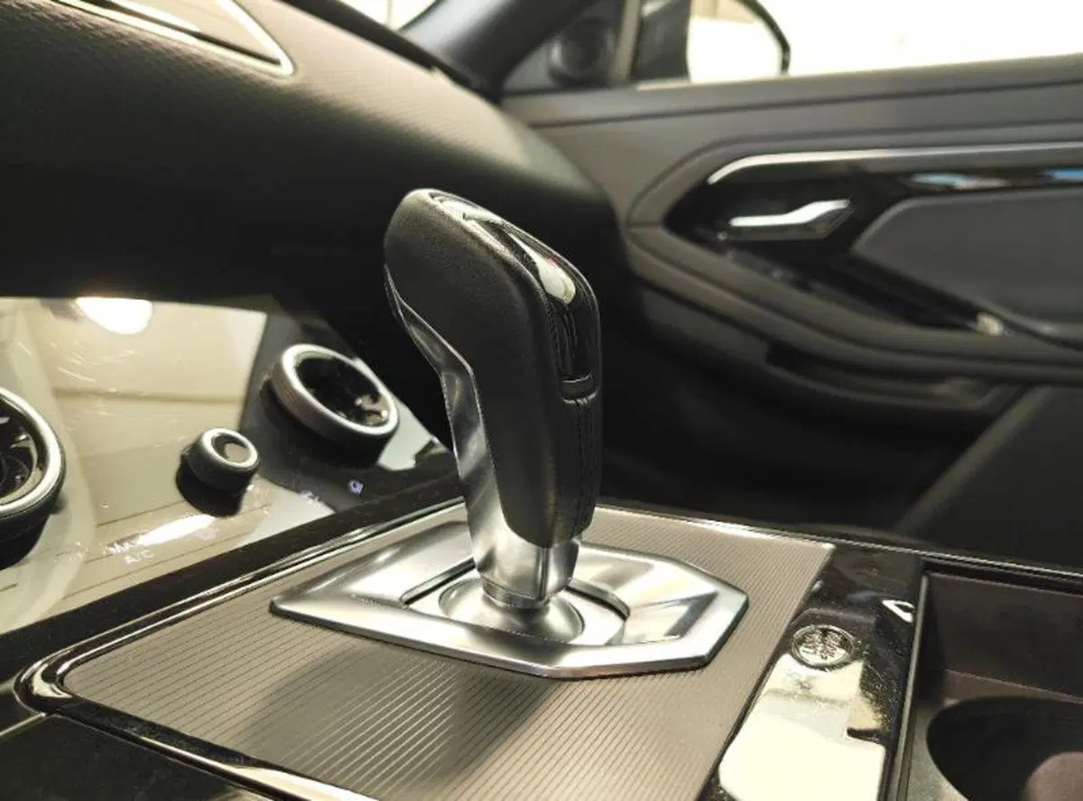 Land Rover Range Rover Evoque usata a Venezia (10)
