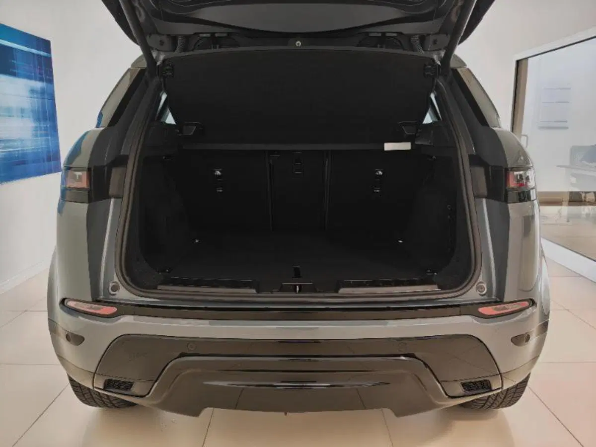 Land Rover Range Rover Evoque usata a Venezia (4)
