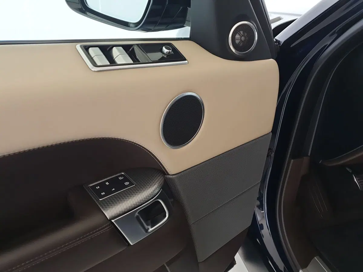 Land Rover Range Rover usata a Monza e Brianza (16)
