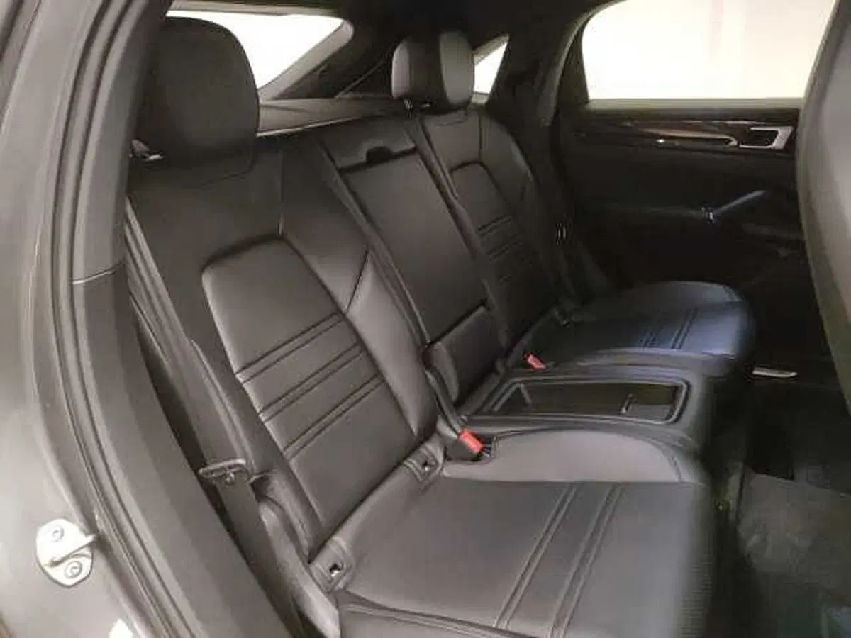 Porsche Cayenne Coupé usata a Teramo (13)