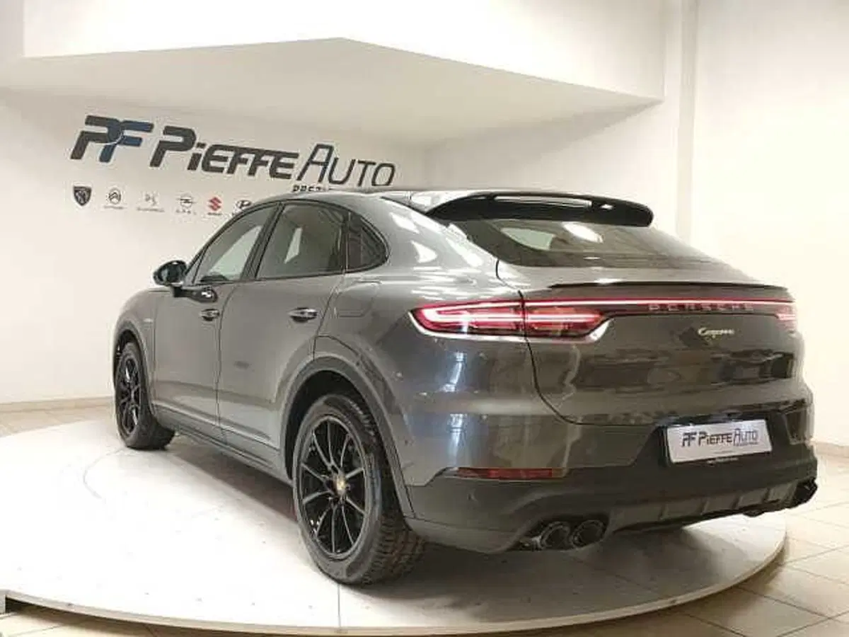 Porsche Cayenne Coupé usata a Teramo (3)