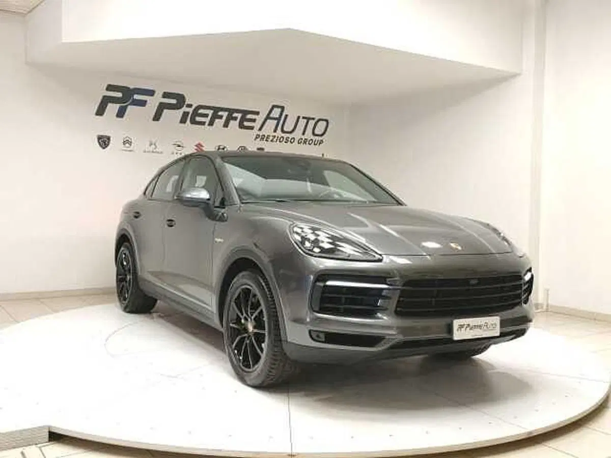 Porsche Cayenne Coupé usata a Teramo (6)