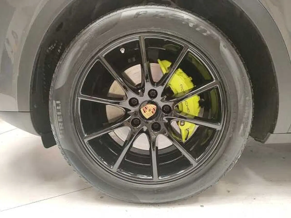 Porsche Cayenne Coupé usata a Teramo (7)
