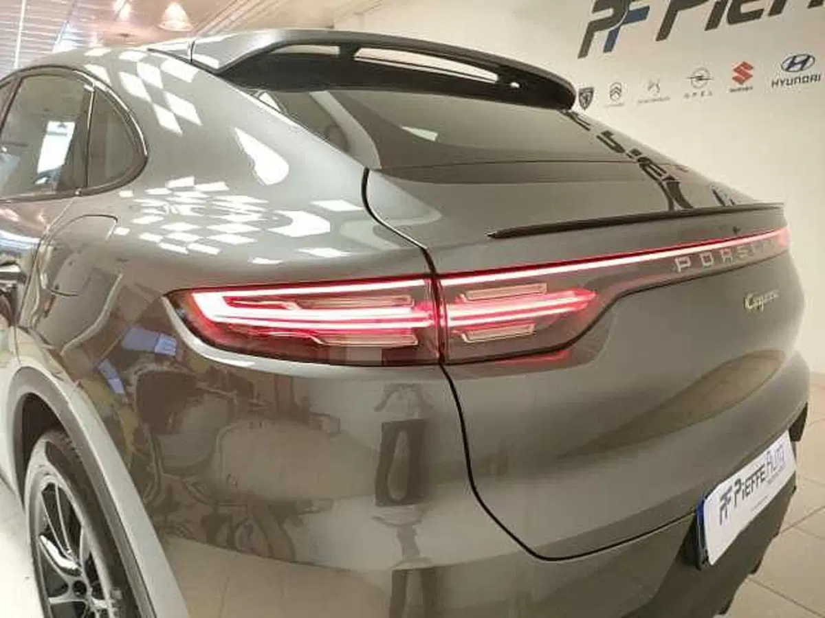 Porsche Cayenne Coupé usata a Teramo (9)