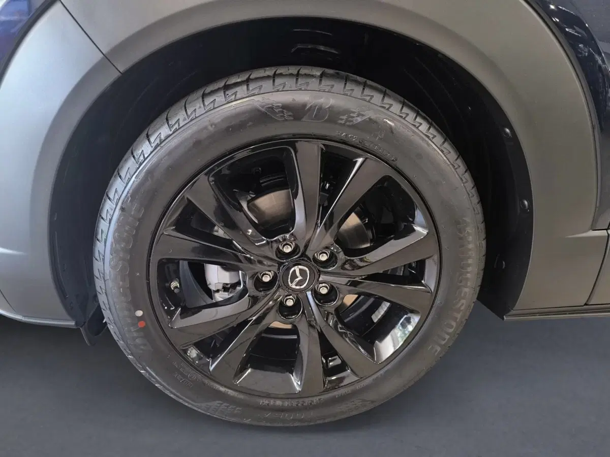 Mazda CX-30 nuova a Udine (7)