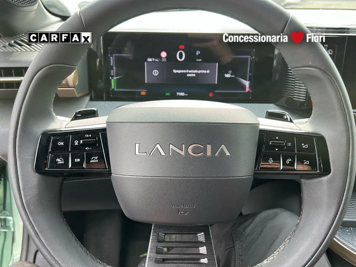 Lancia Ypsilon usata a Roma (14)