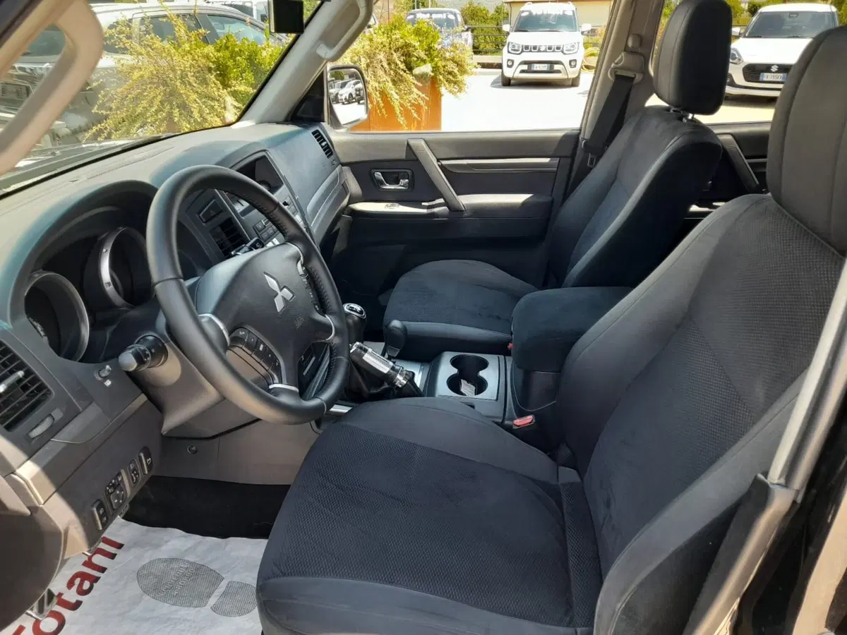 Mitsubishi Pajero usata a L'Aquila (13)