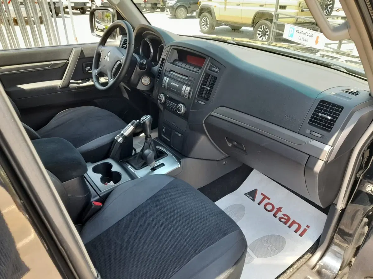 Mitsubishi Pajero usata a L'Aquila (14)