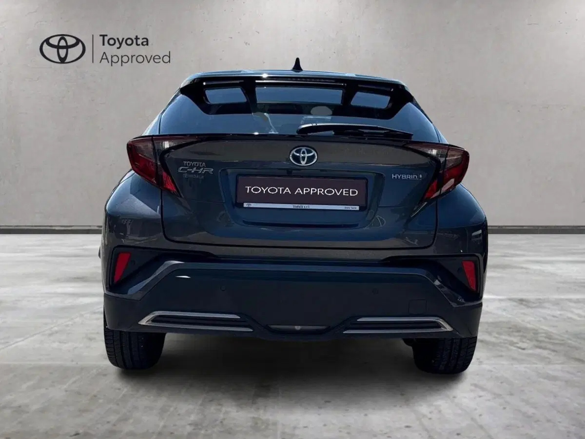 Toyota Toyota C-HR usata a Reggio Calabria (12)