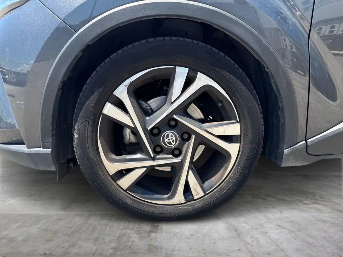 Toyota Toyota C-HR usata a Reggio Calabria (15)