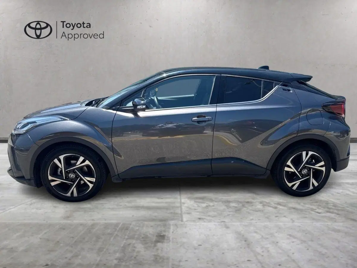 Toyota Toyota C-HR usata a Reggio Calabria (3)