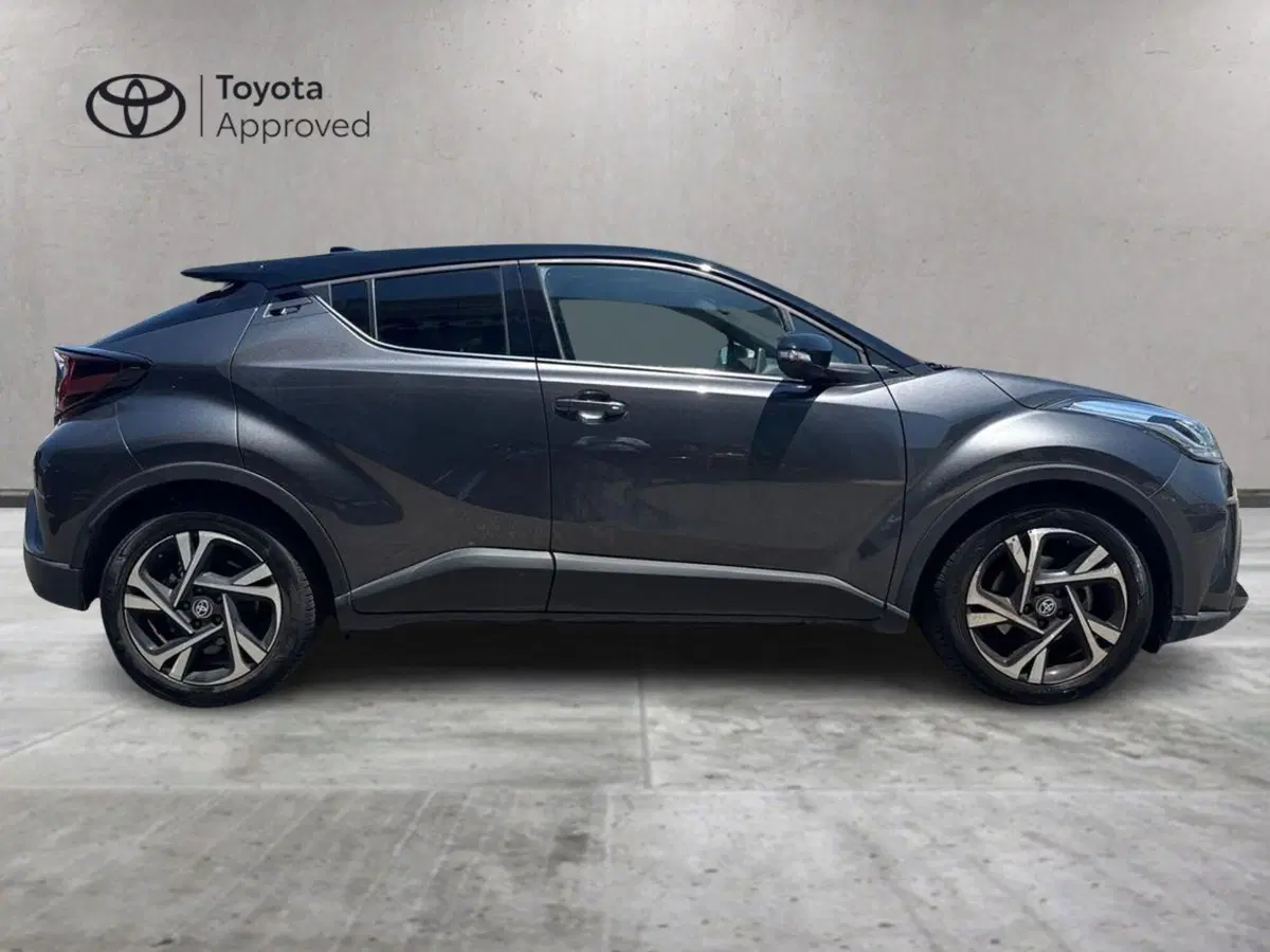 Toyota Toyota C-HR usata a Reggio Calabria (4)