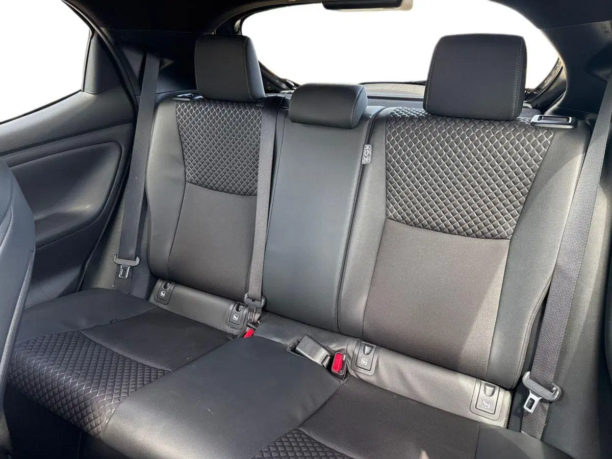 Toyota Yaris usata a Reggio Calabria (11)