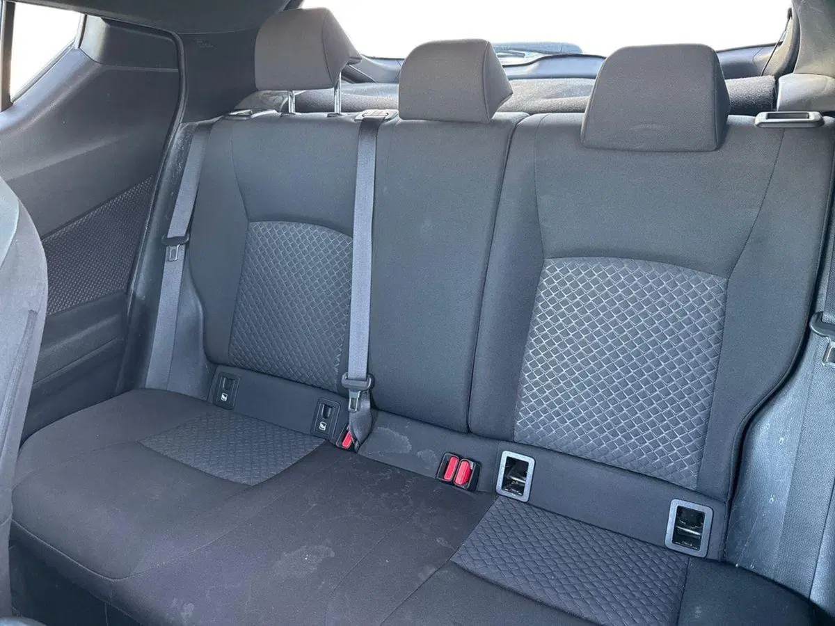 Toyota Toyota C-HR usata a Reggio Calabria (11)