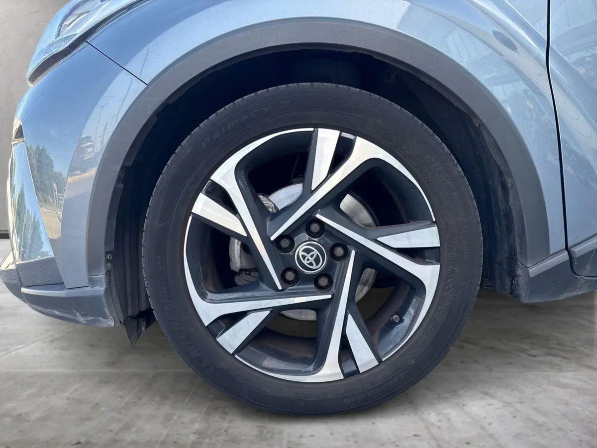 Toyota Toyota C-HR usata a Reggio Calabria (15)