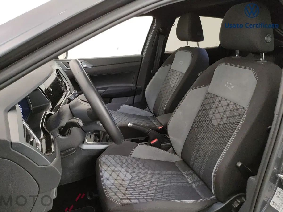 Volkswagen Taigo usata a Varese (11)