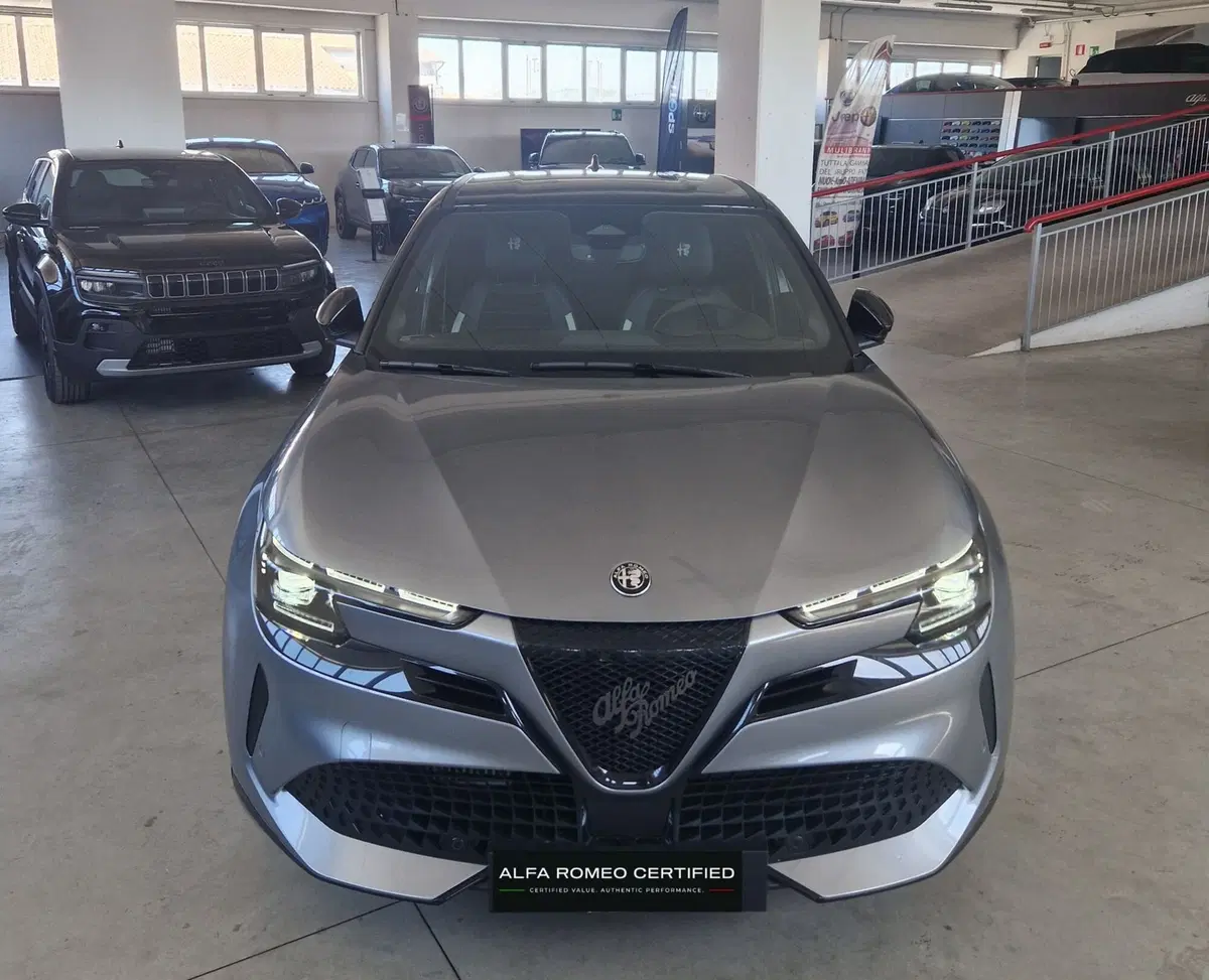 Alfa Romeo Junior usata a Terni (2)