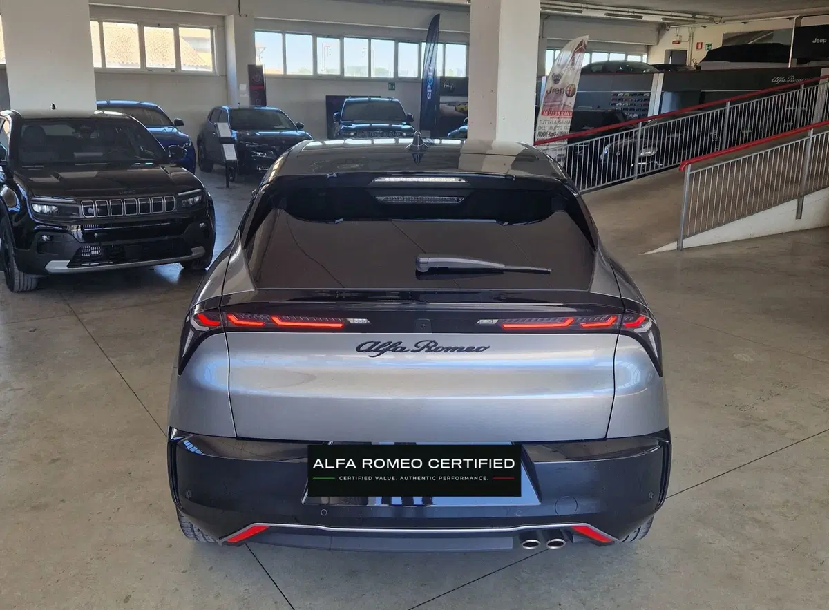 Alfa Romeo Junior usata a Terni (5)