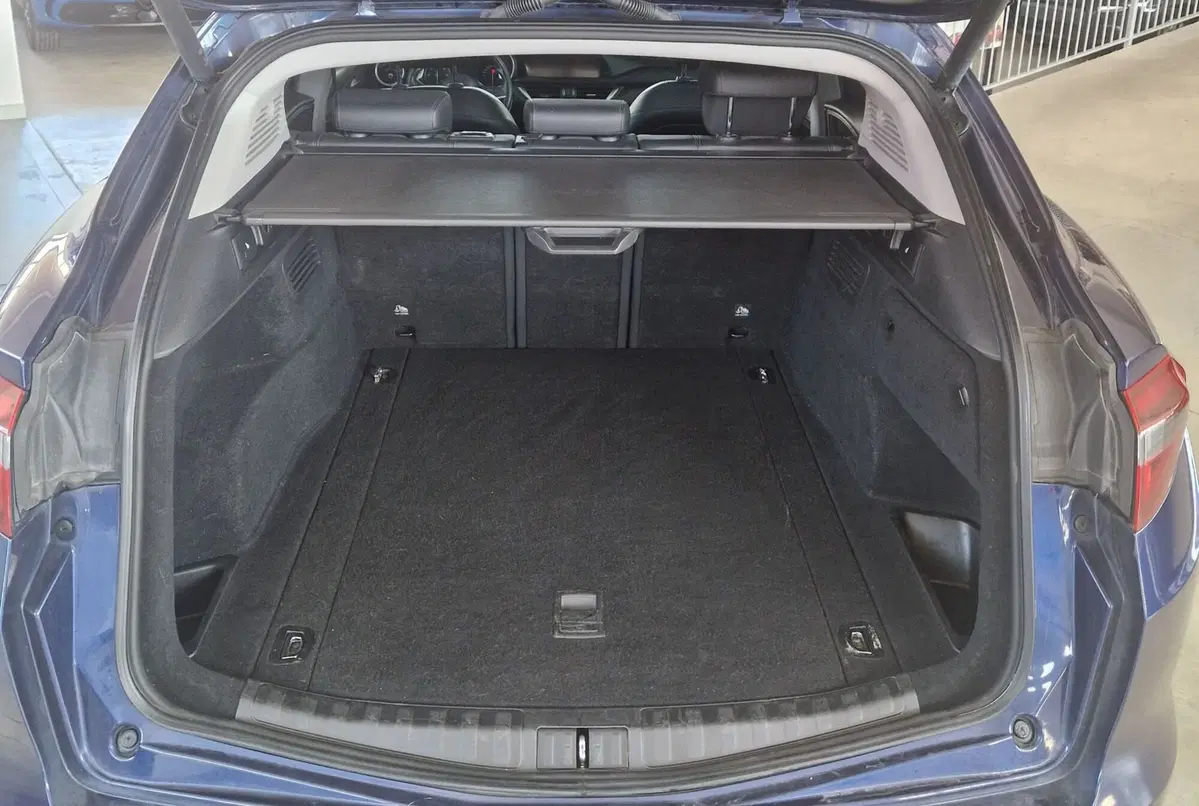 Alfa Romeo Stelvio usata a Terni (10)