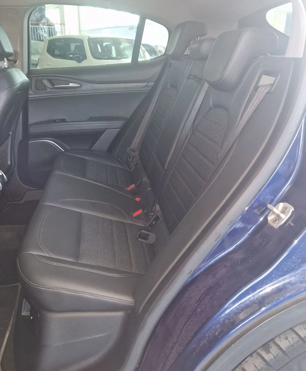 Alfa Romeo Stelvio usata a Terni (9)