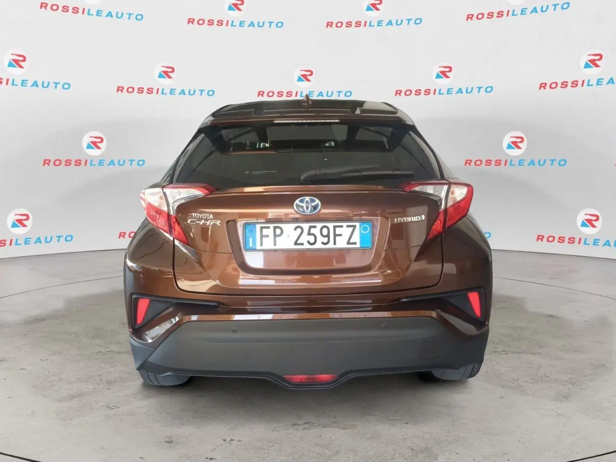 Toyota Toyota C-HR usata a Massa-Carrara (4)