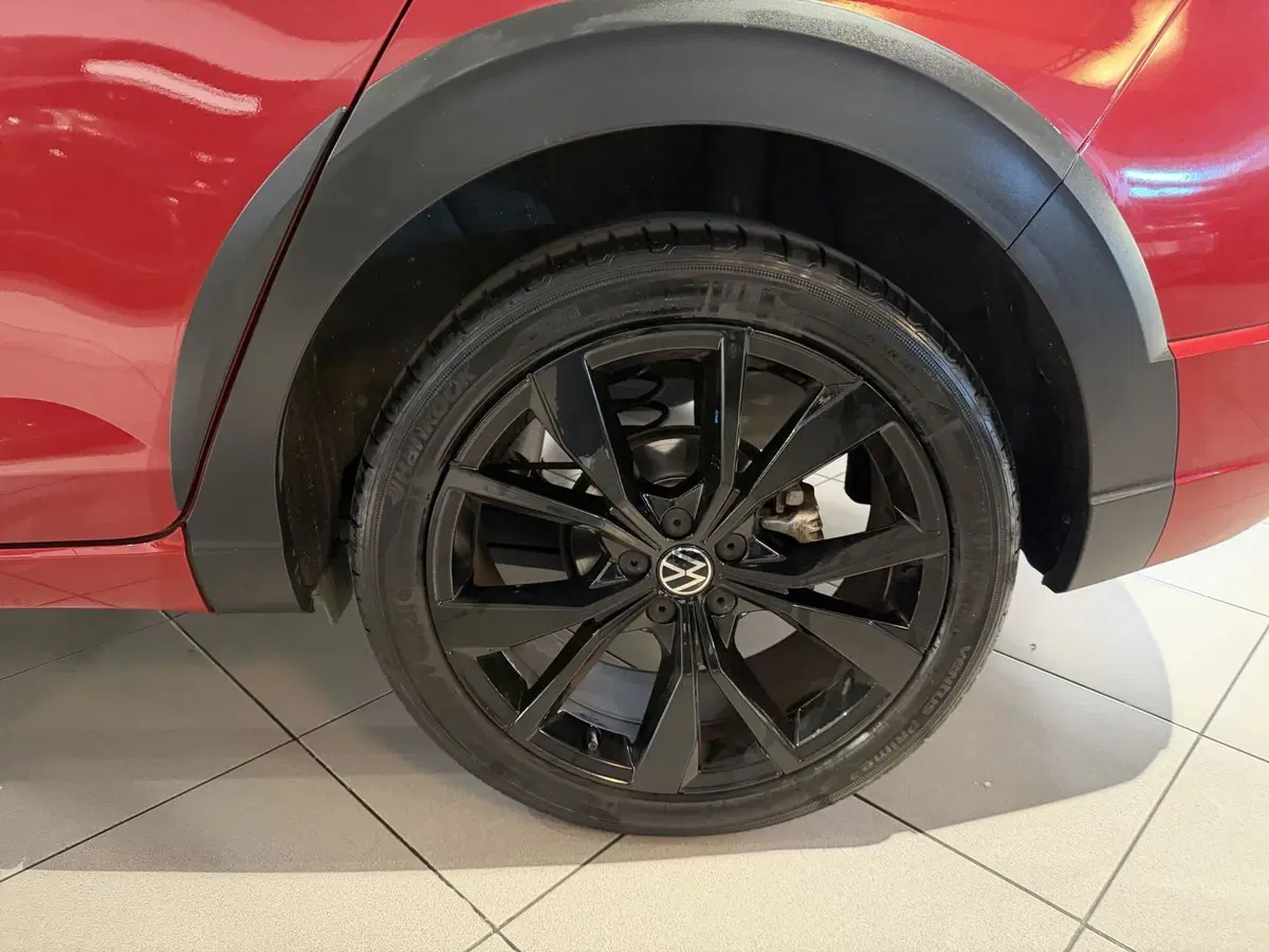 Volkswagen Taigo usata a Genova (16)