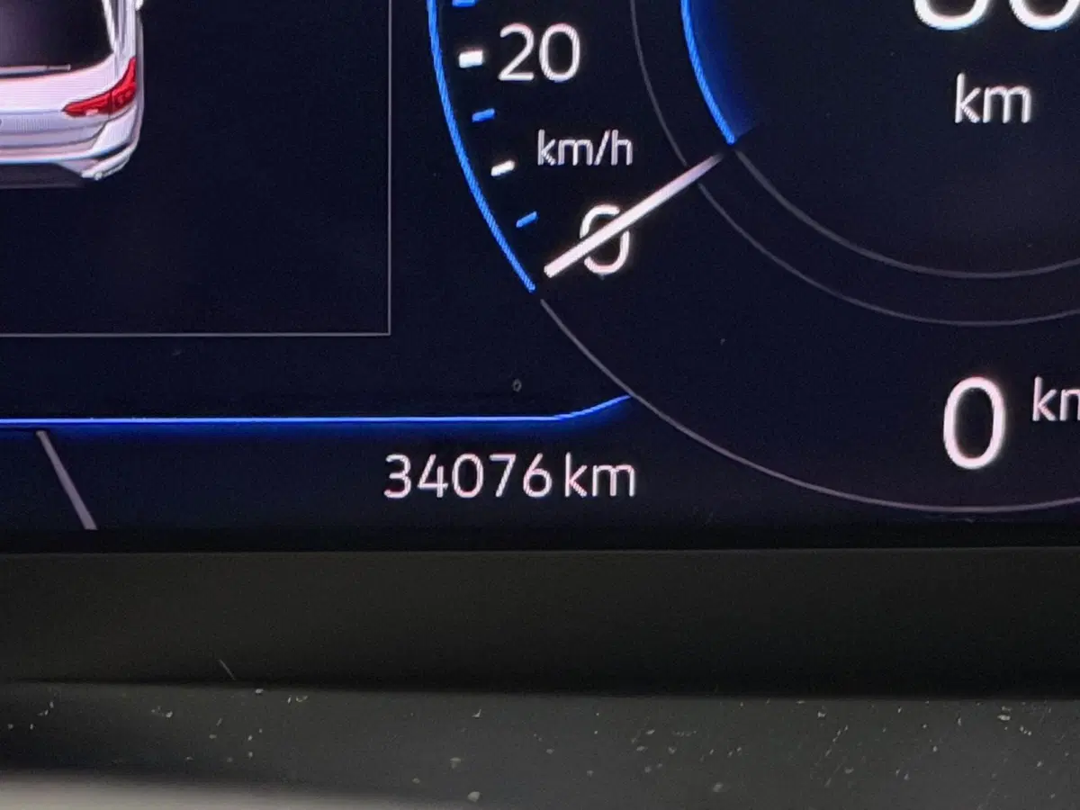 Volkswagen T-Roc usata a Genova (11)
