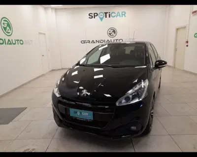 Peugeot 208 120 S&amp;S 5 porte GT Line del 2017 usata a Alessandria