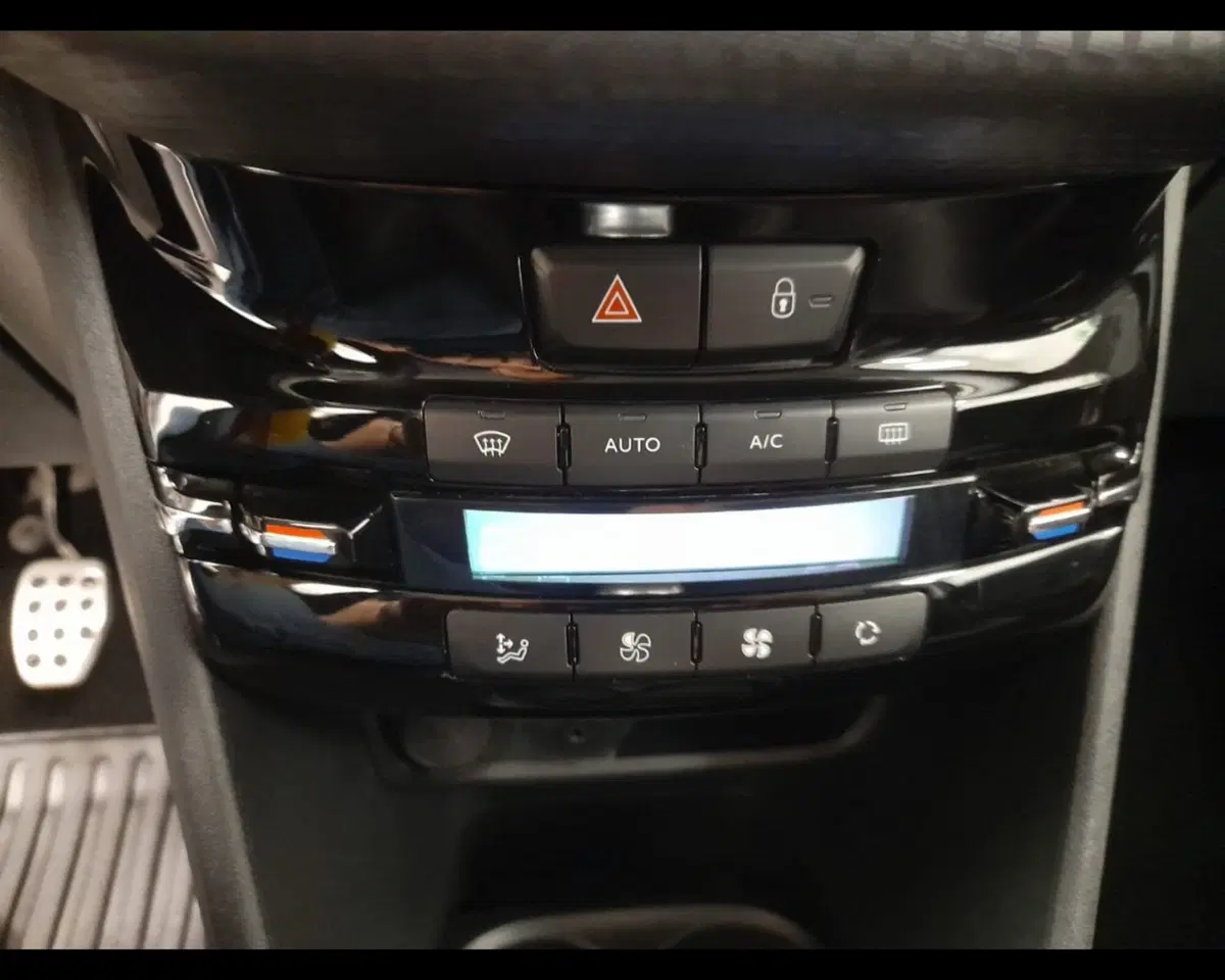 Peugeot 208 usata a Alessandria (12)