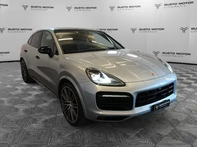 Porsche Cayenne 3.0 V6 E-Hybrid del 2019 usata a Varese