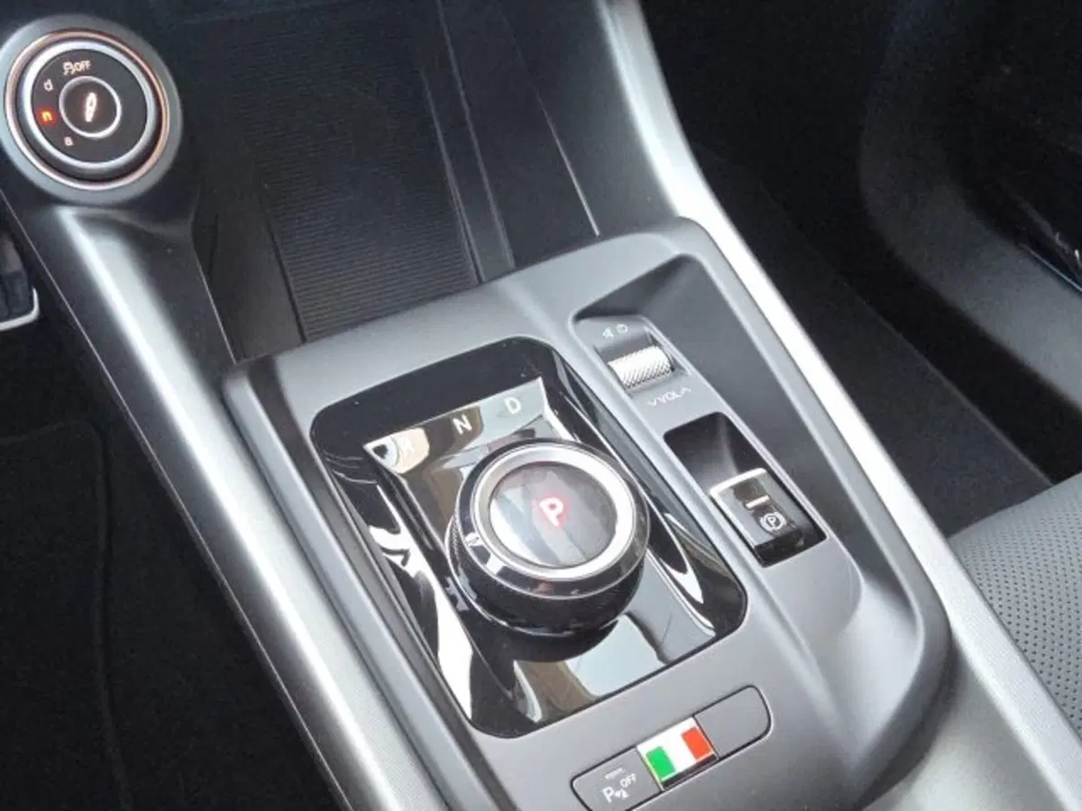 Alfa Romeo Tonale nuova a Monza e Brianza (18)