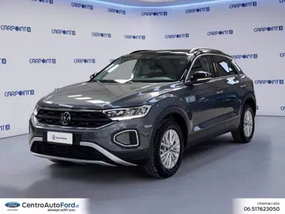 Volkswagen T-Roc 1.0 TSI Life del 2023 usata a Albano Laziale